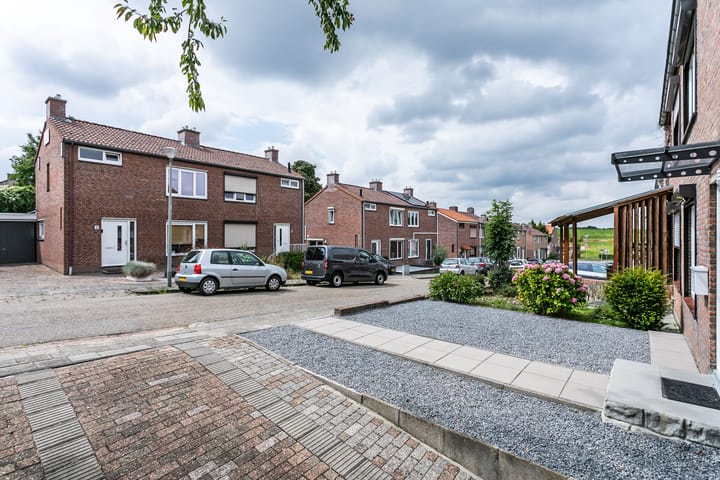 Foto 42 van Marijkestraat 4