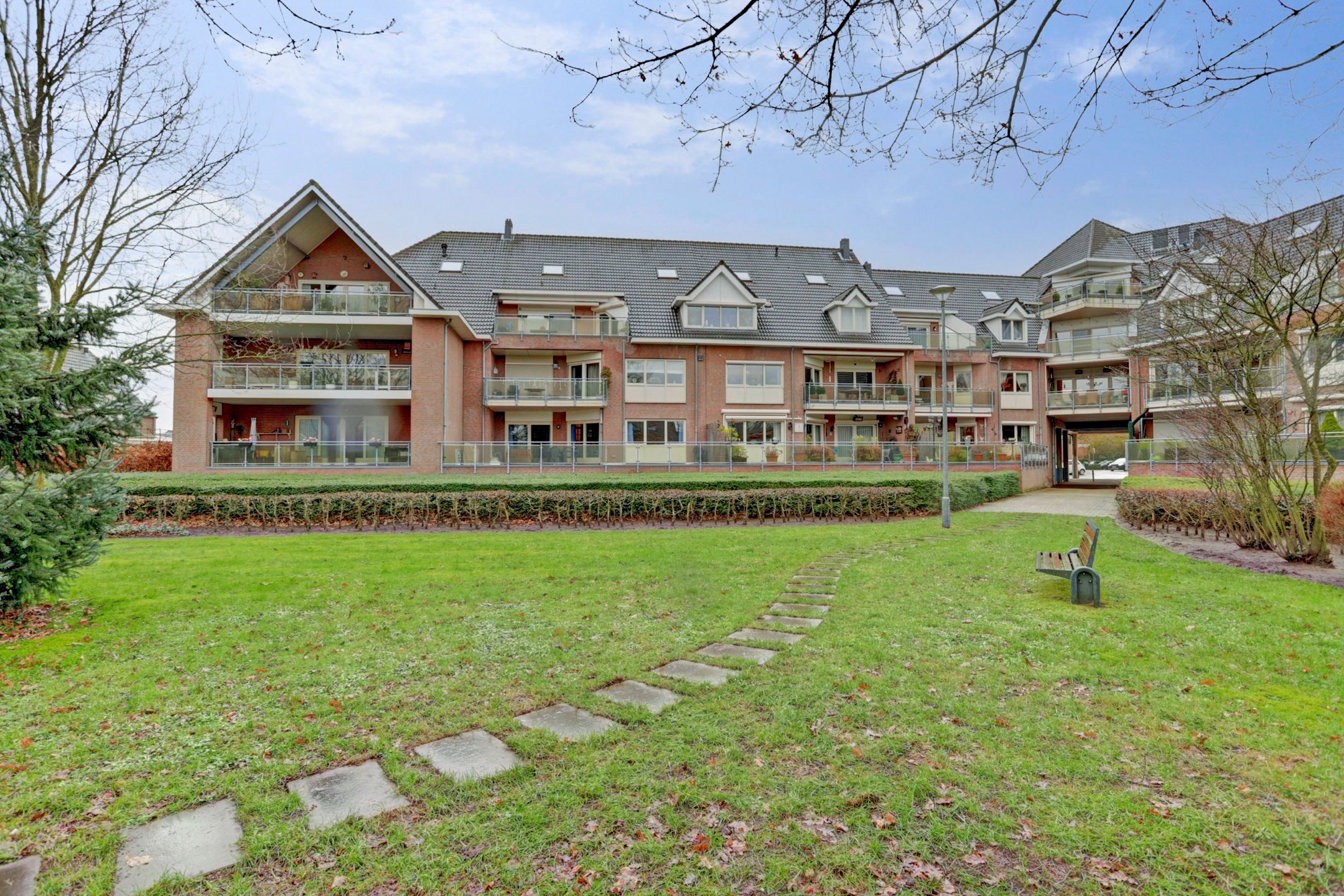 Photo 3 of Pater Vinckxhof 8 bus 2