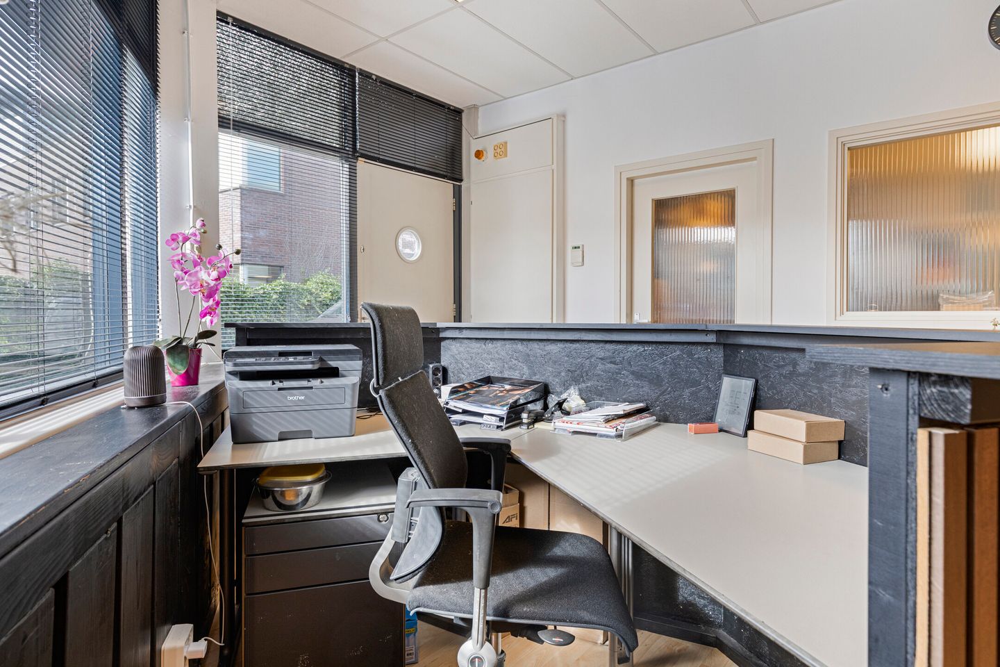 View photo 5 of Spaceshuttle 6-K