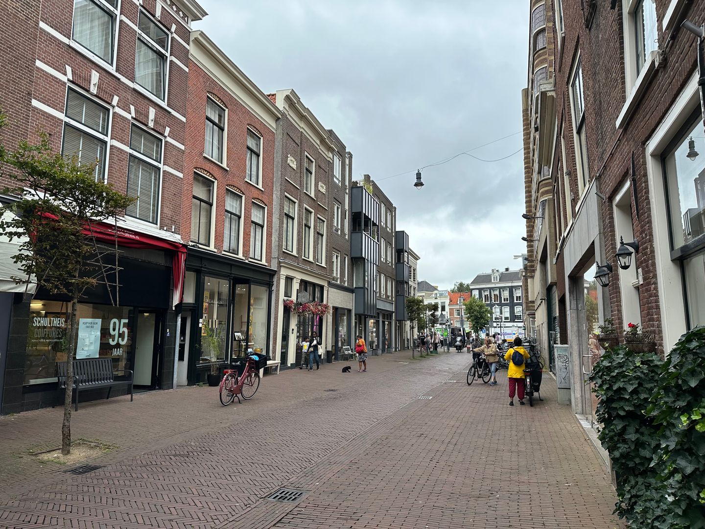 View photo 2 of Gierstraat 14