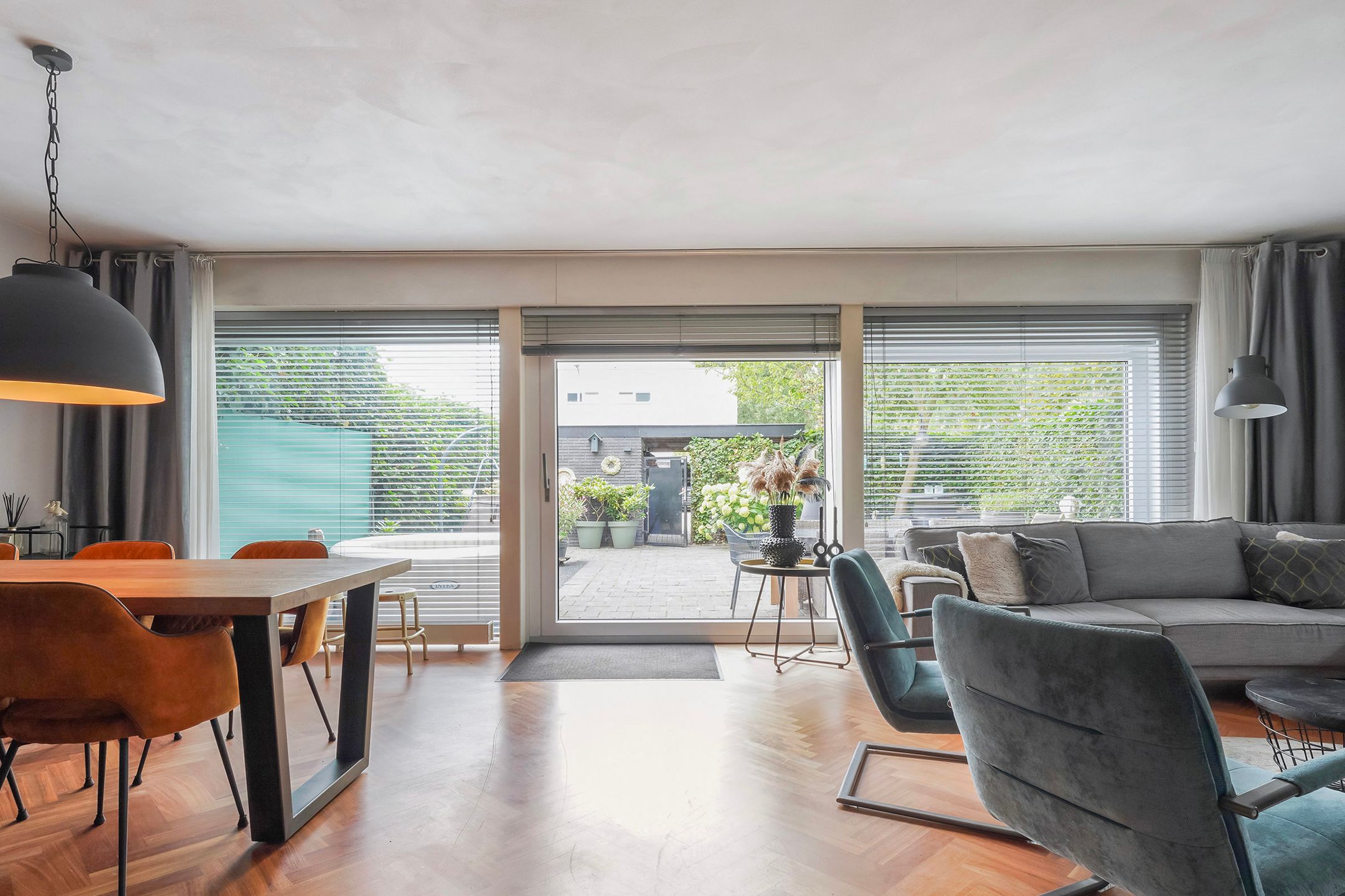 Foto 18 van Schipluidenlaan 215