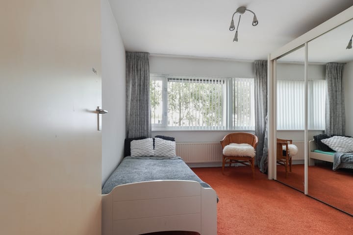 Photo 44 of Schipluidenlaan 215