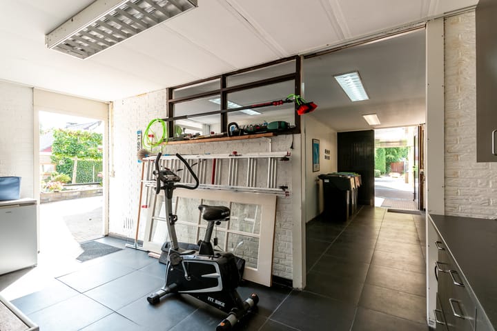 Foto 24 van Rooseveltlaan 3