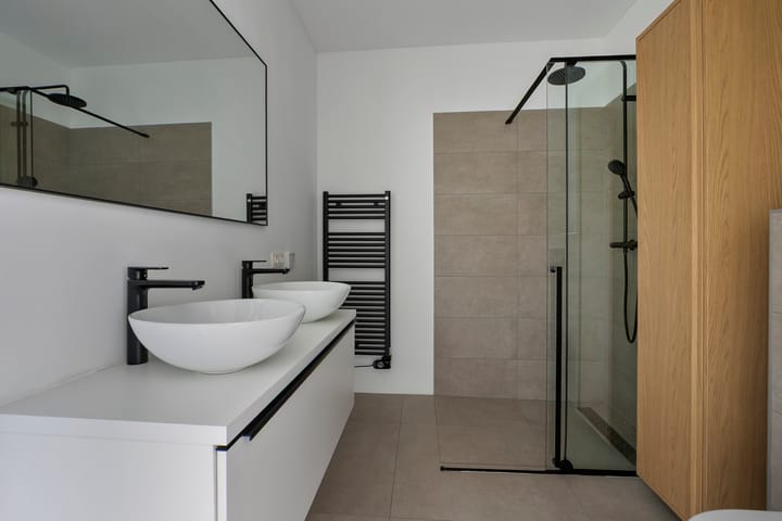 Photo 4 of Apollovlinder 25