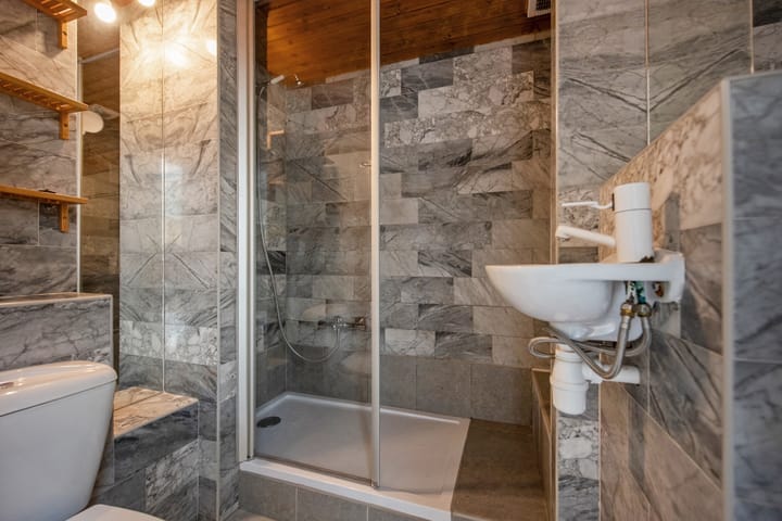 Photo 15 of Graswinckelstraat 39