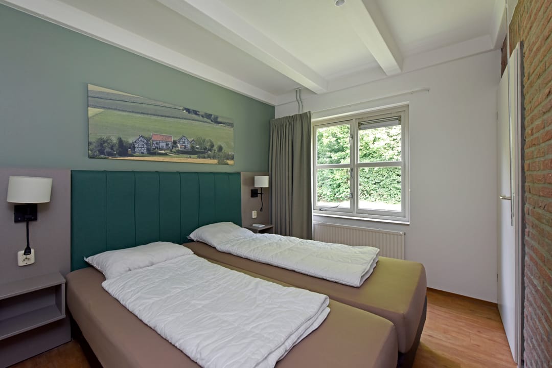 Foto 13 van Randweg 21-A132