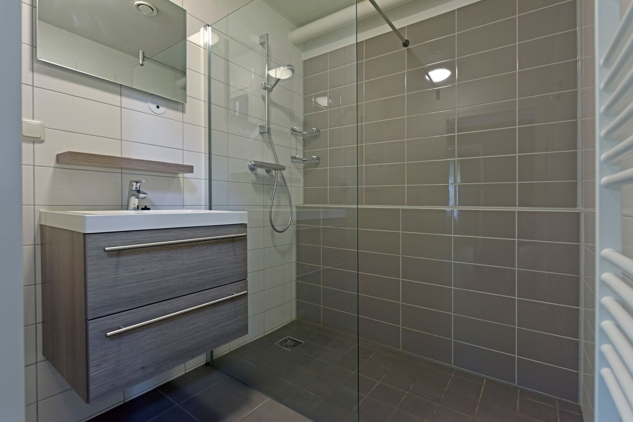 Foto 15 van Randweg 21-A132