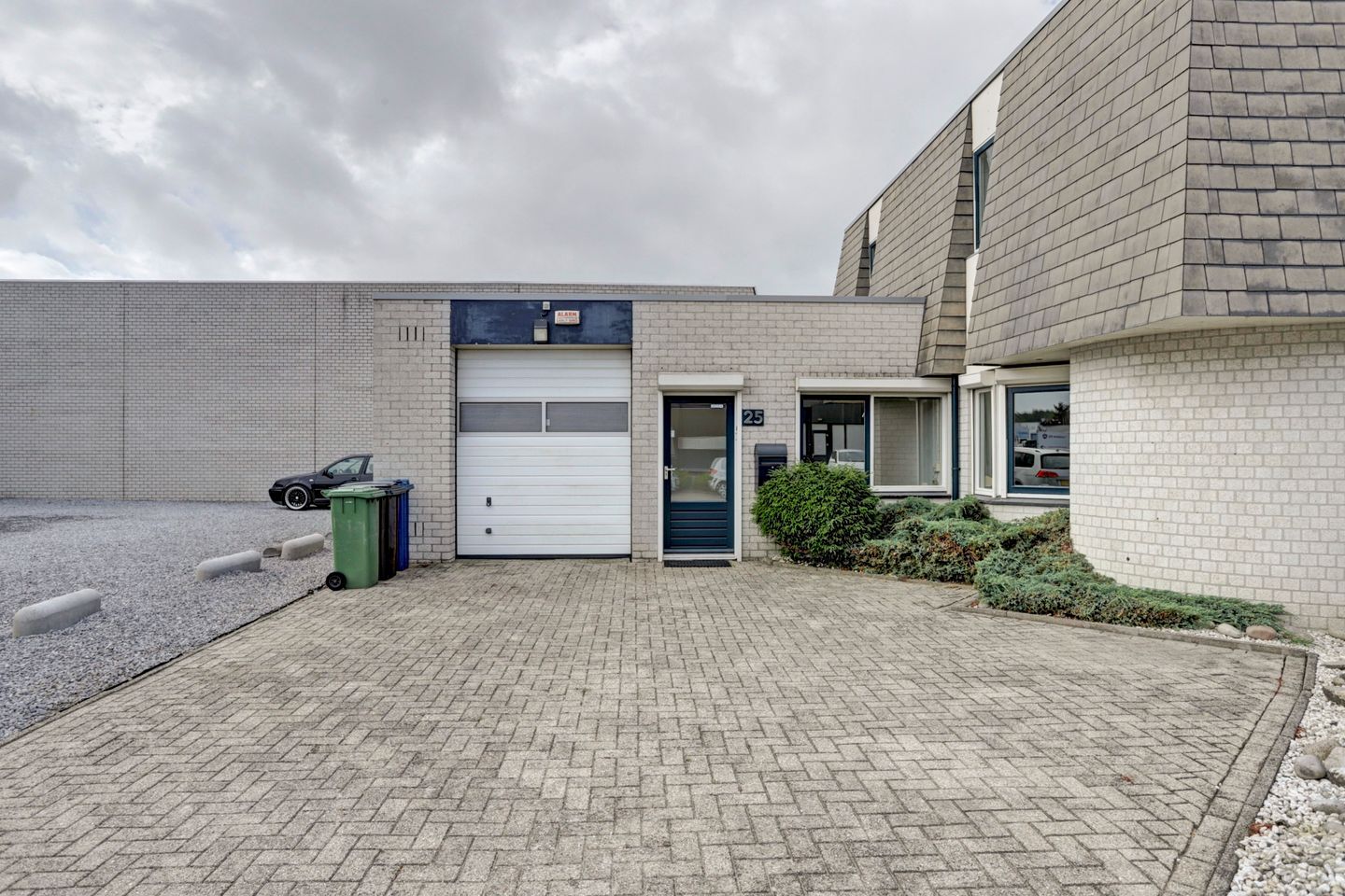 Bekijk foto 4 van De Pinckart 25-27