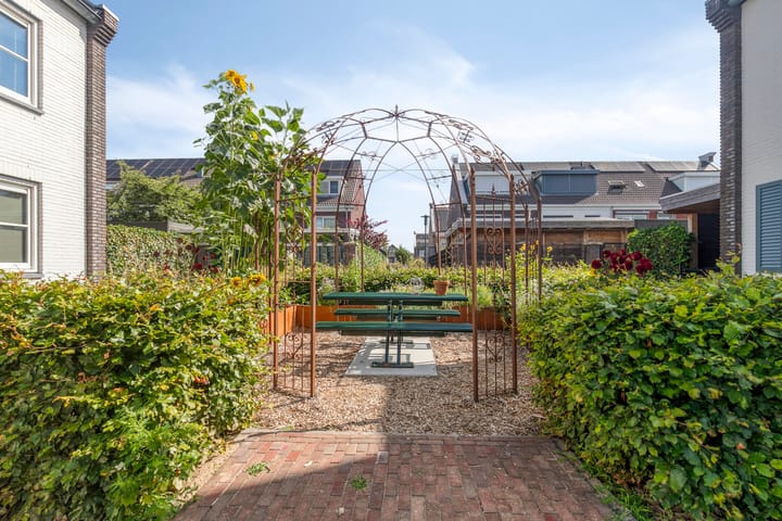 Foto 4 van Marcelis Keldermanshof 8