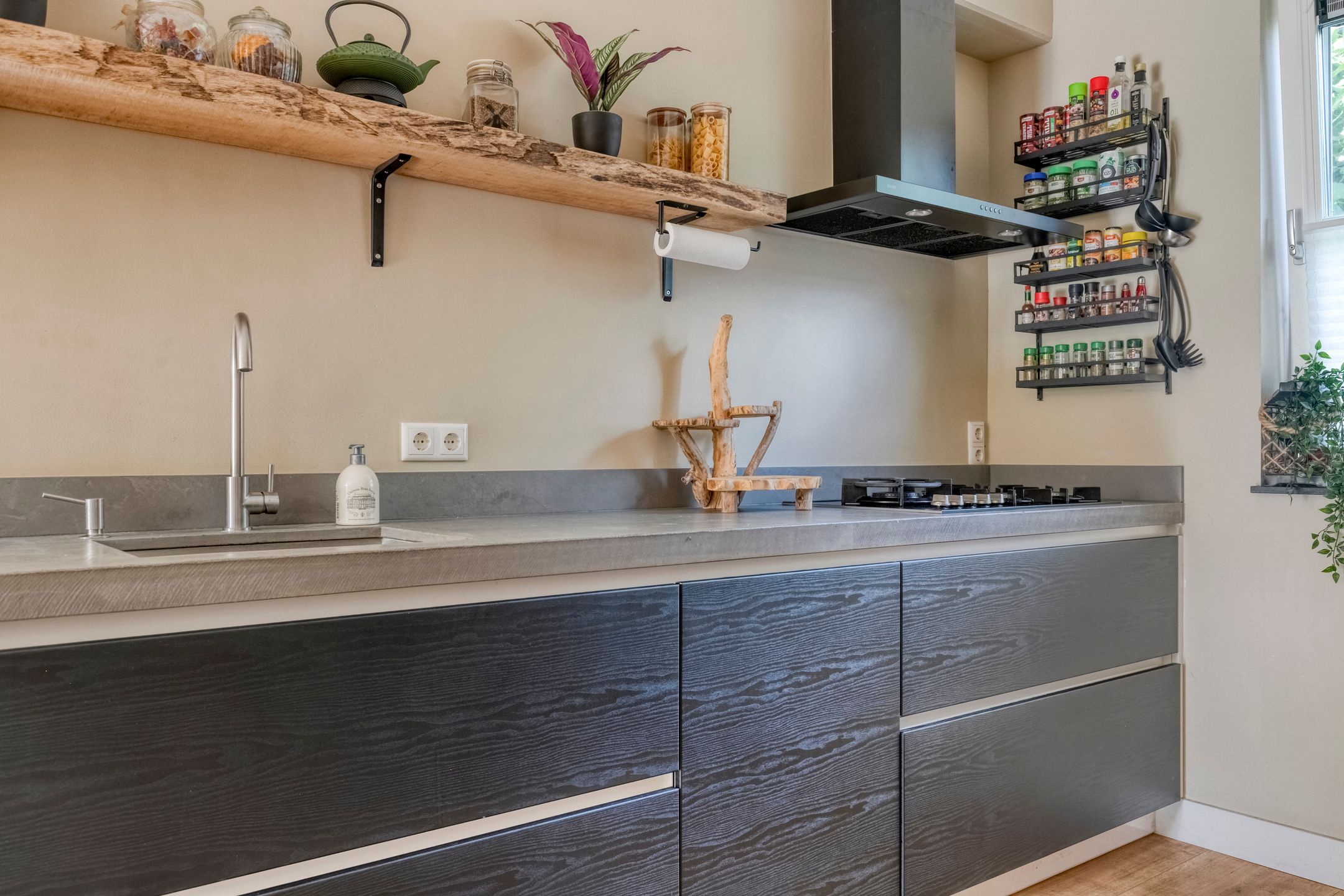 Foto 15 van Marcelis Keldermanshof 8