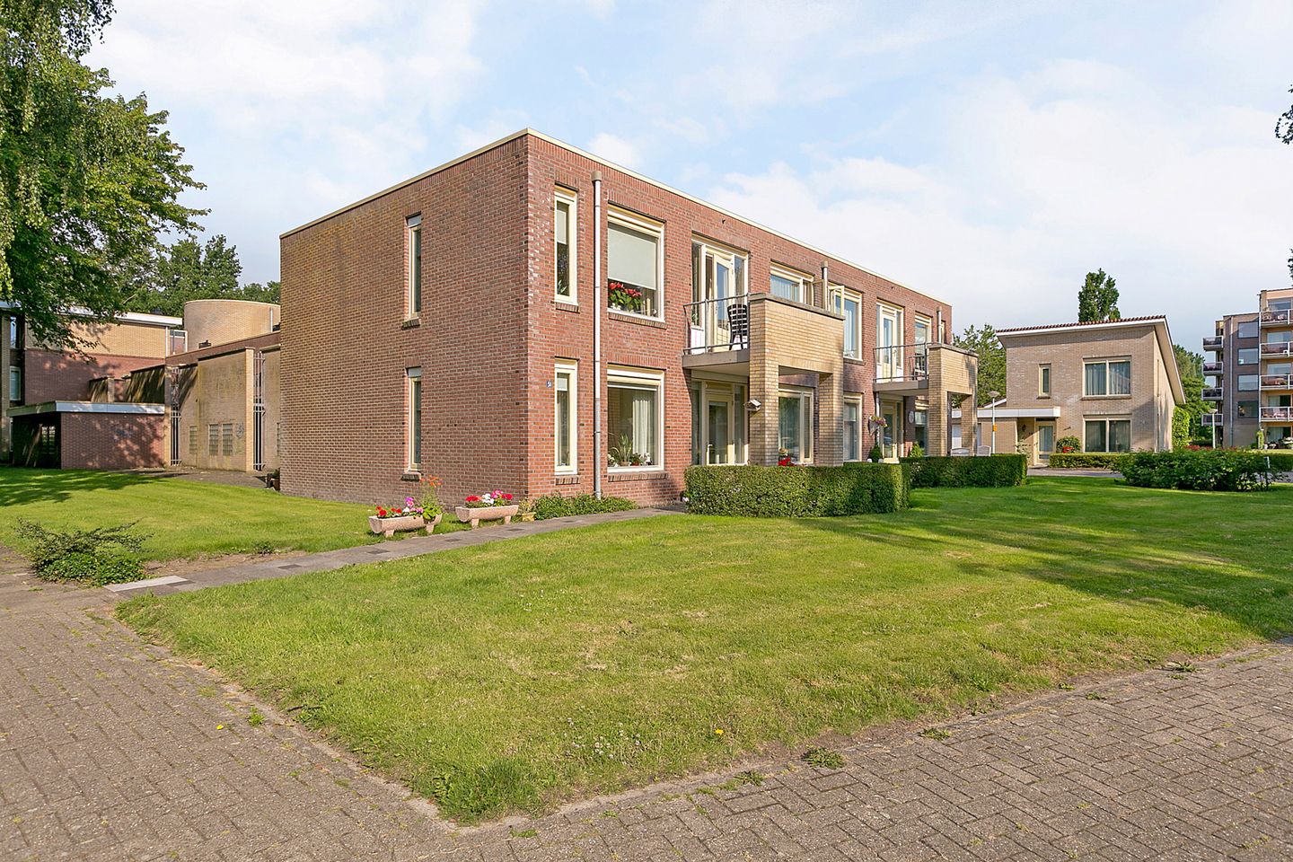 Photo 4 of Ds. Talmasingel 55