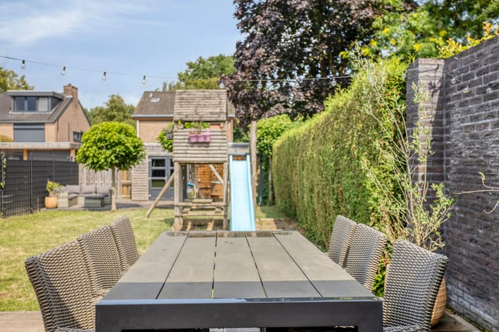 Foto 33 van Schelsberg 218