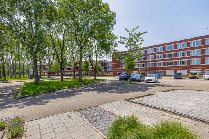 Foto 11 van Ede Staalstraat 6