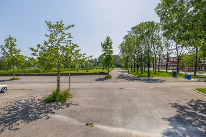 Foto 9 van Ede Staalstraat 6