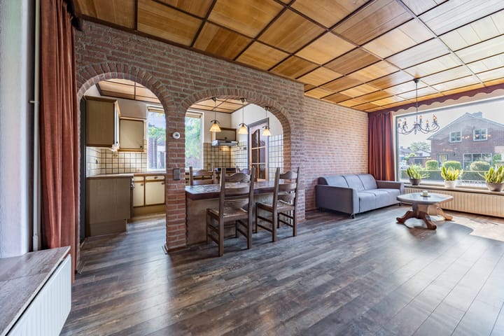 Photo 6 of Franssenstraat 46