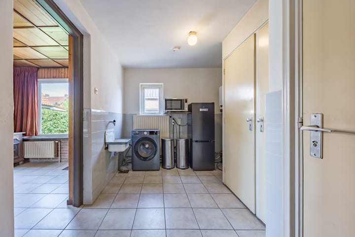 Photo 12 of Franssenstraat 46