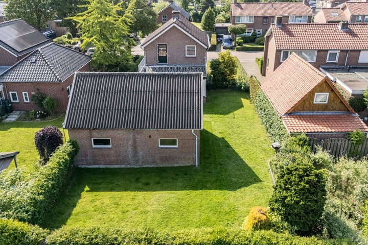 Photo 25 of Franssenstraat 46