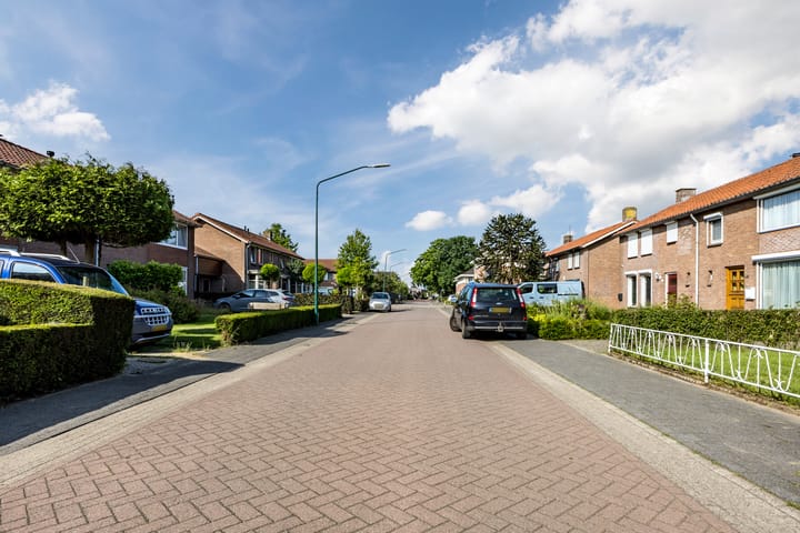 Photo 26 of Franssenstraat 46