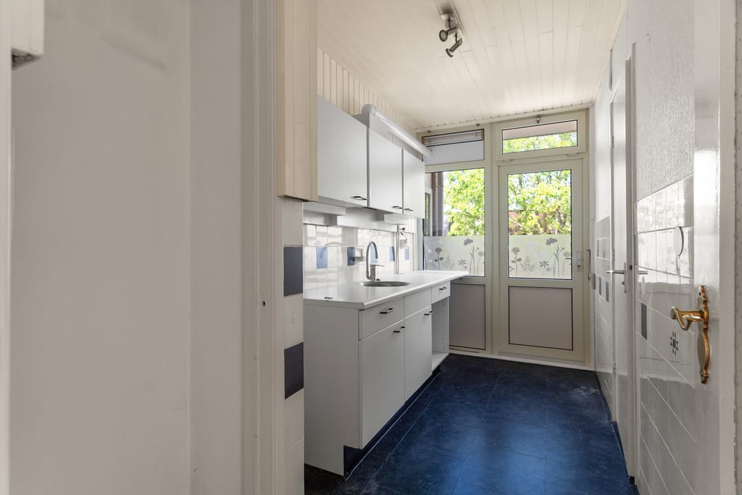 Photo 11 of Albert Verweylaan 5-I