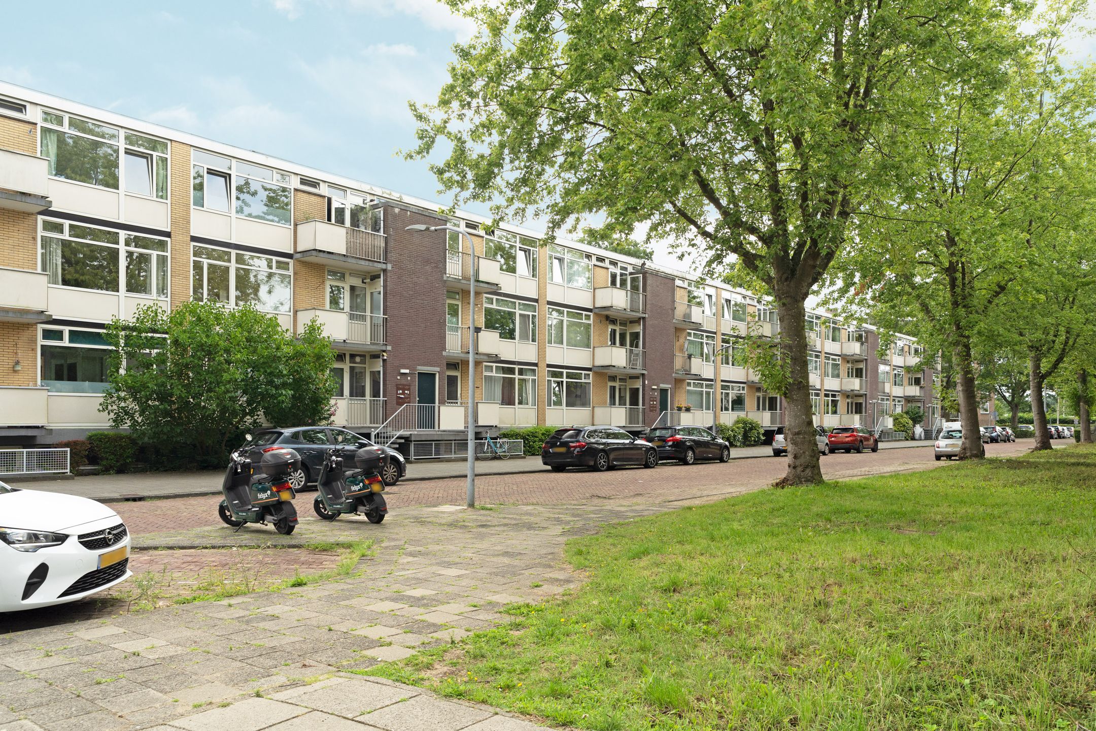 Photo 27 of Albert Verweylaan 5-I