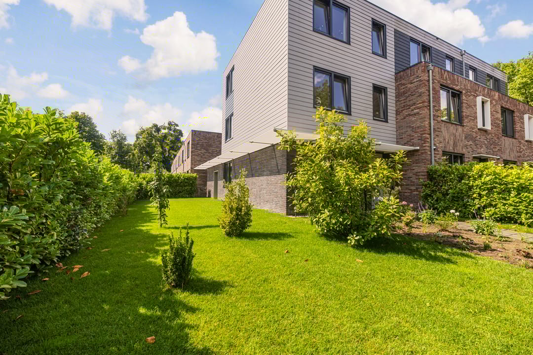 Foto 1 van van der Molenallee 8