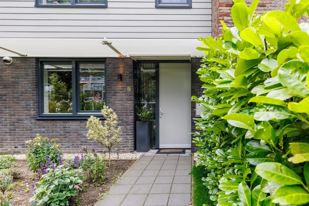 Foto 2 van van der Molenallee 8