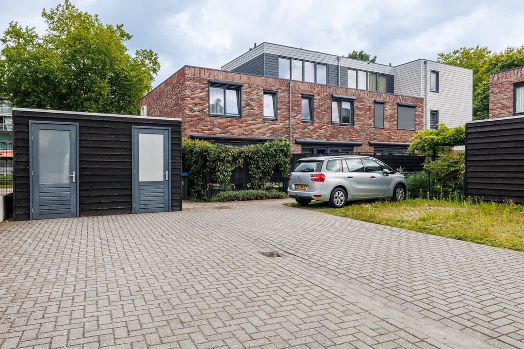 Foto 22 van van der Molenallee 8