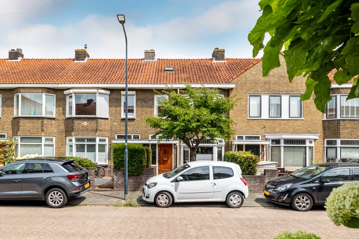 Zeisstraat 20