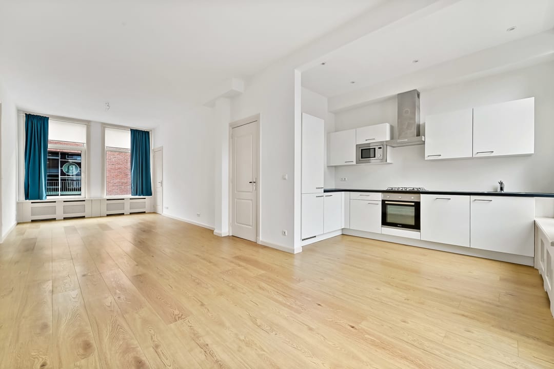 Photo 1 of Johannes Camphuijsstraat 184