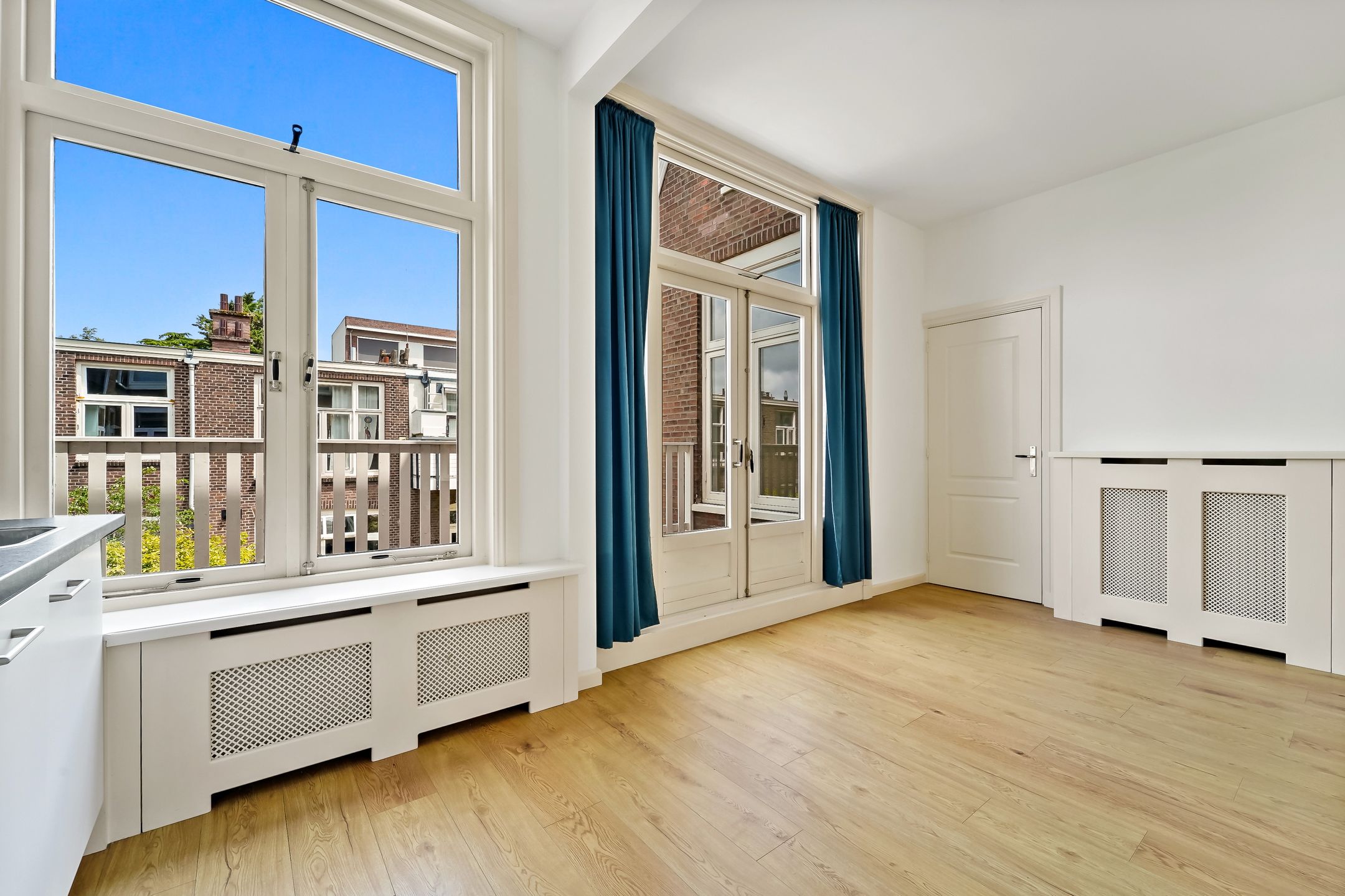 Photo 12 of Johannes Camphuijsstraat 184