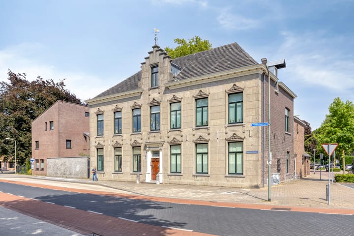 Foto 8 van Raadhuisstraat 2-D