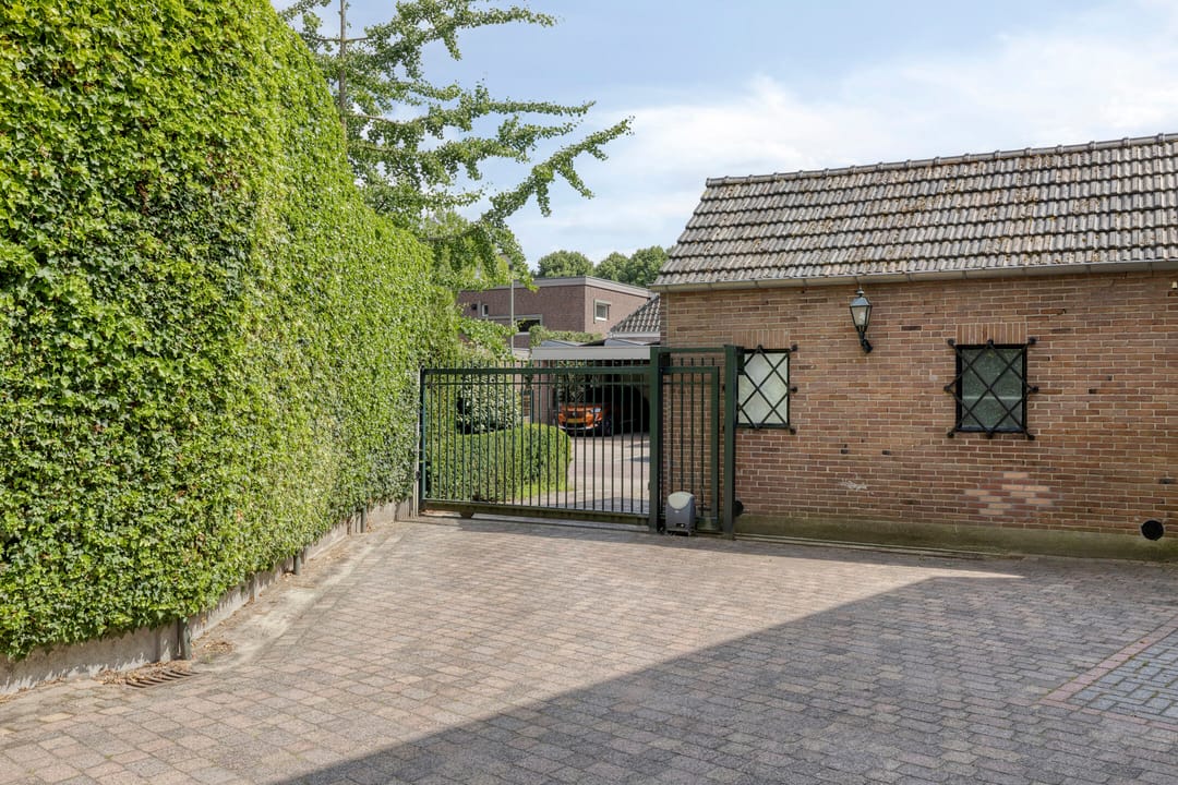 Photo 41 of Raadhuisstraat 2-D