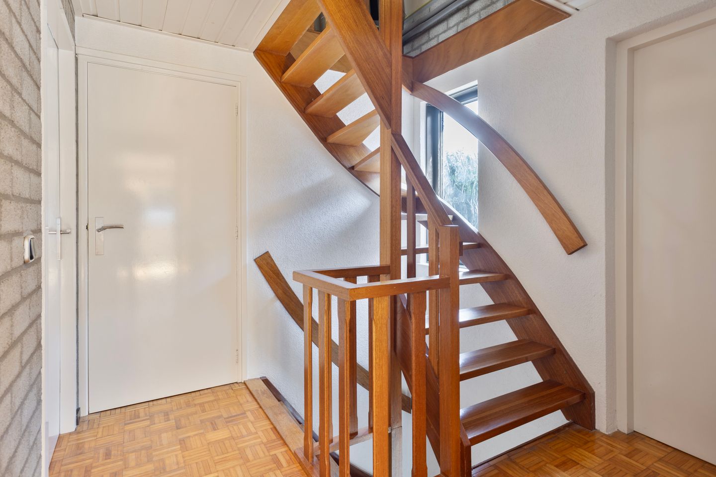 Foto 20 van Weegbree 7