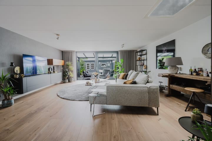 Foto 3 van Rosa Spierstraat 2