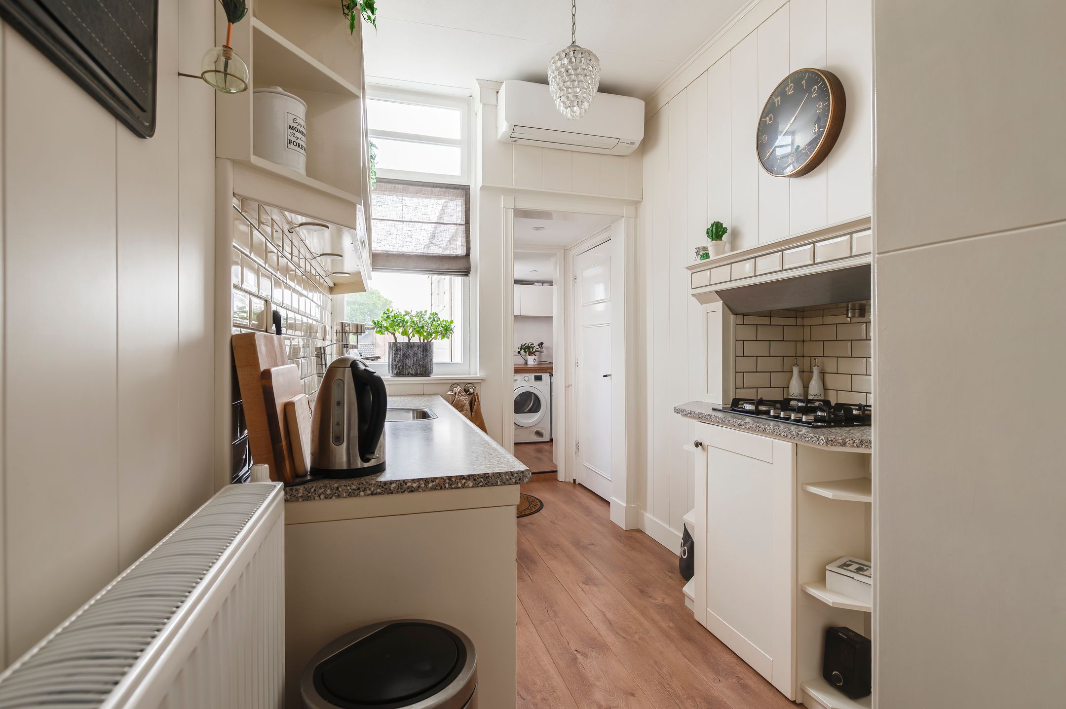 Photo 9 of Rijksstraatweg 8-A