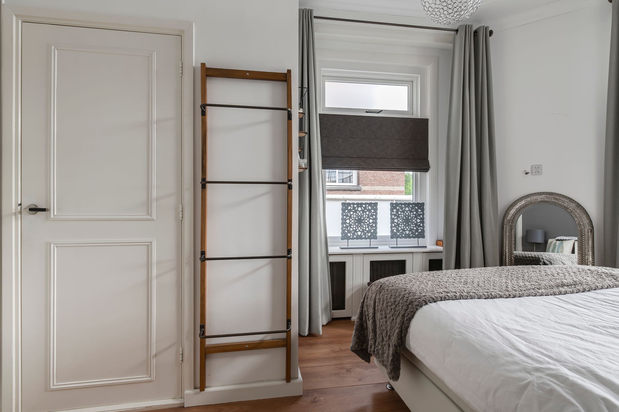 Photo 15 of Rijksstraatweg 8-A