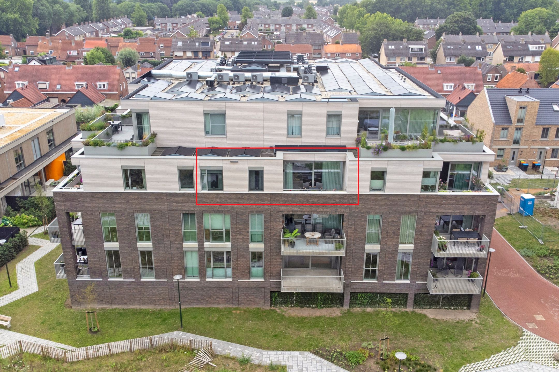 St. Theresiastraat, 63, Raamsdonksveer, 4941DK, Noord-Brabant, Nederland 63