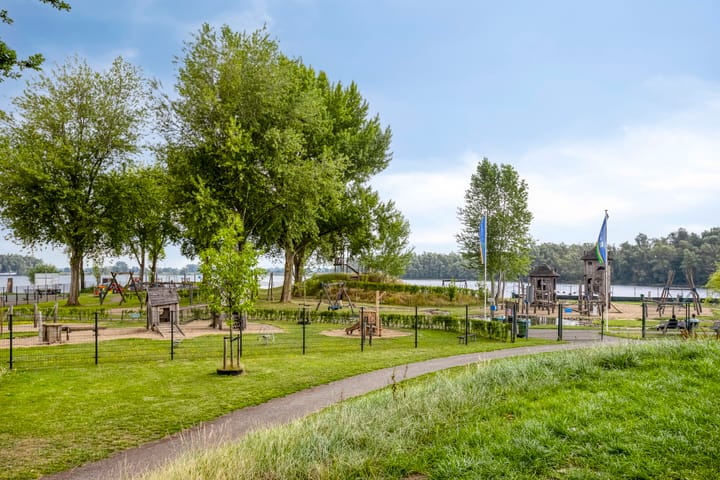 Photo 37 of Zaaiwaard 3-A16