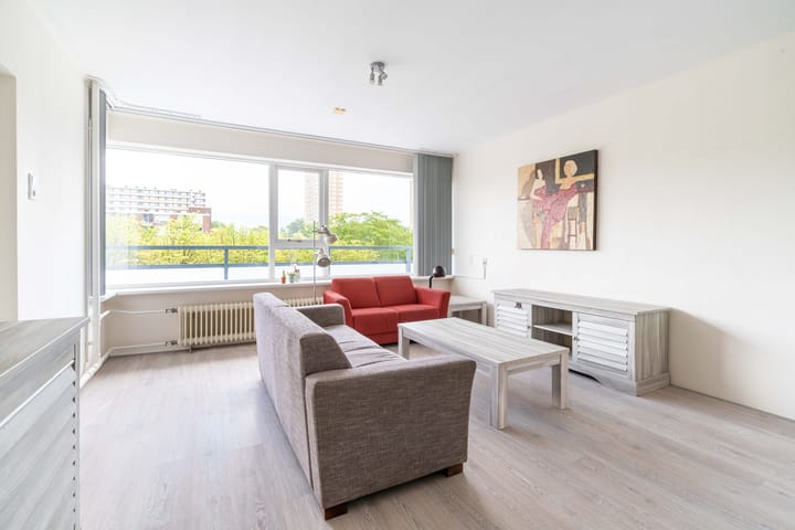 Foto 2 van Van Adrichemstraat 287