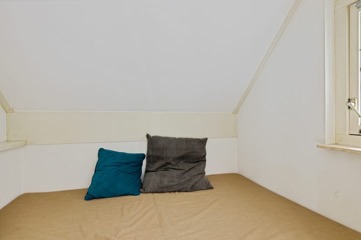 Photo 14 of De Rug 3-81