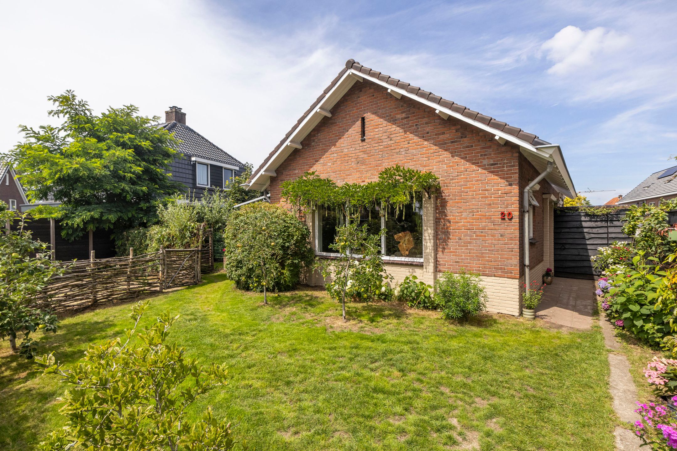 Alexander Verhuellstraat 20