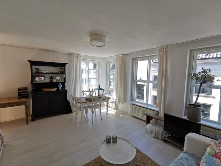 Foto 3 van Bentinckstraat 1-2