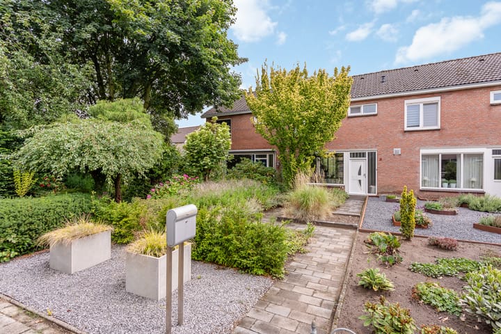 Foto 5 van Clematisstraat 24