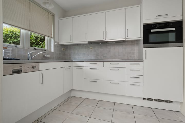 Photo 10 of Vliertstraat 27