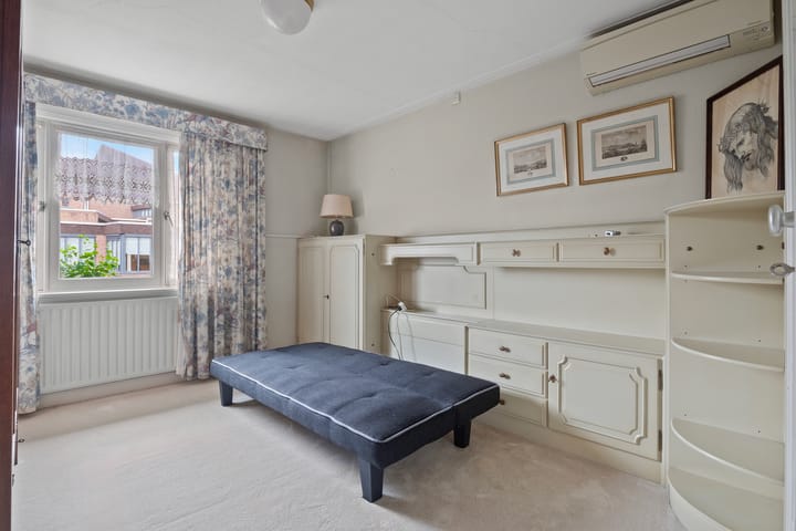 Photo 20 of Vliertstraat 27