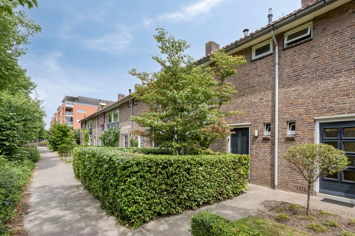 Foto 1 van Burgemeester van Hooffln 58