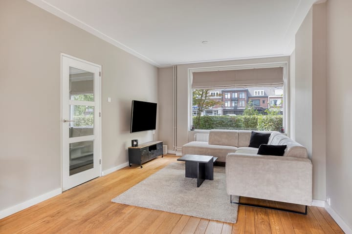 Foto 9 van Burgemeester van Hooffln 58