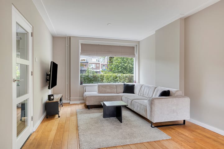 Foto 10 van Burgemeester van Hooffln 58