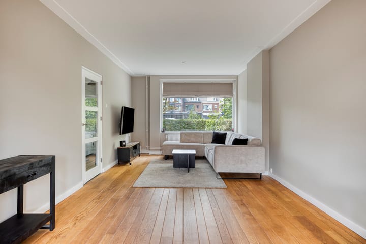 Foto 12 van Burgemeester van Hooffln 58