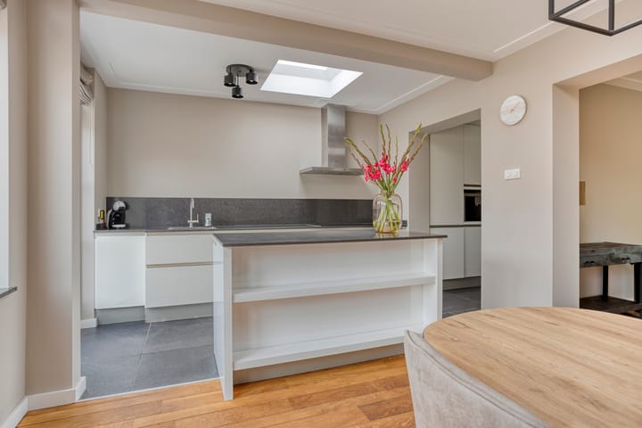 Foto 15 van Burgemeester van Hooffln 58